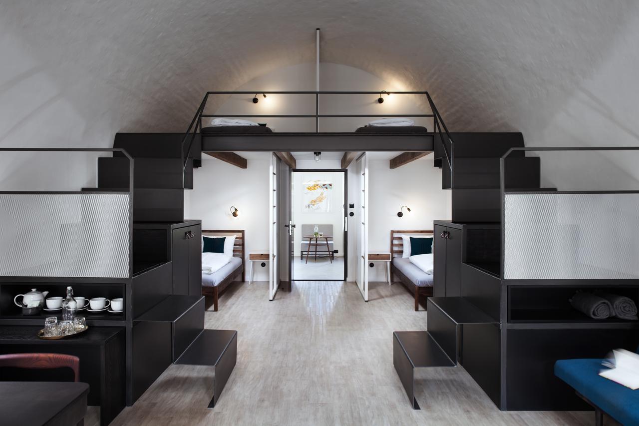 Long Story Short Hostel & Cafe Olomouc Eksteriør billede
