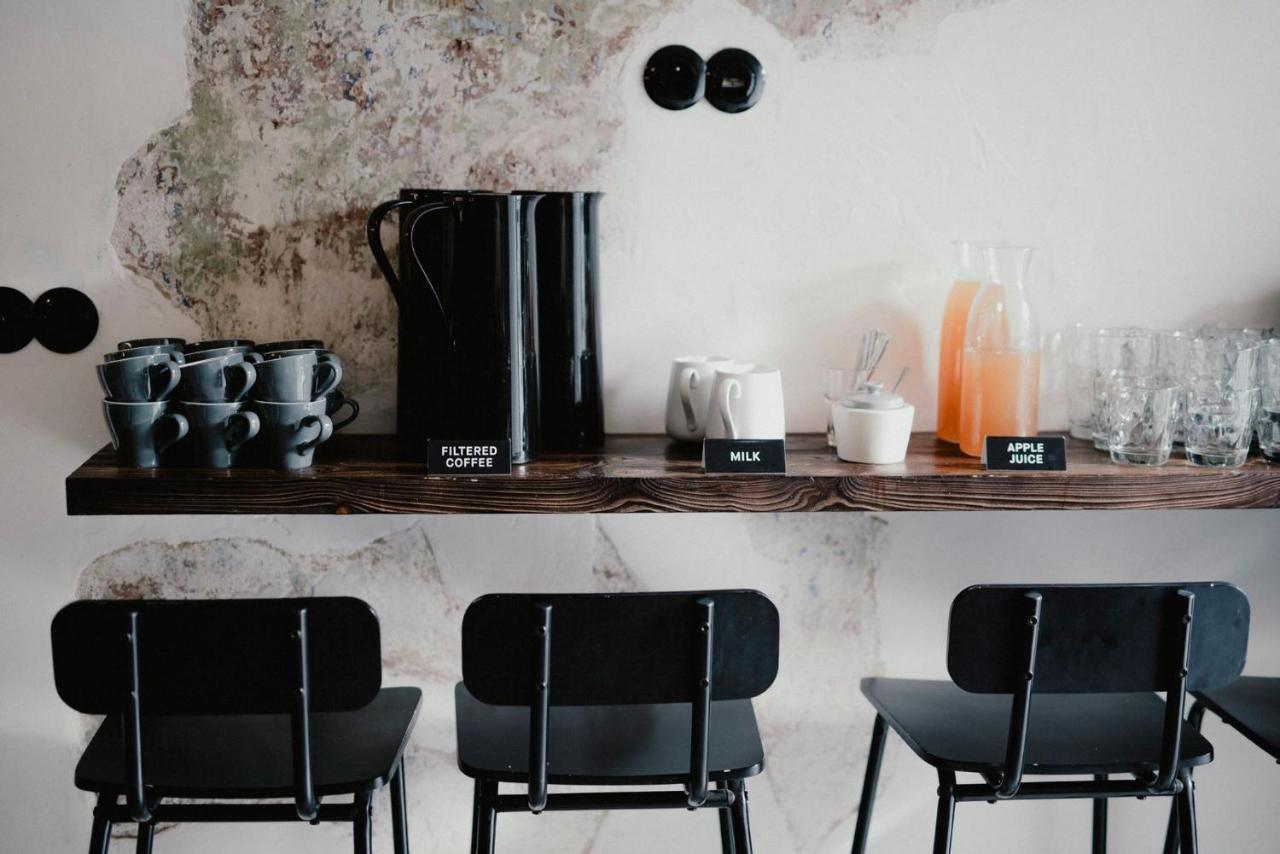 Long Story Short Hostel & Cafe Olomouc Eksteriør billede
